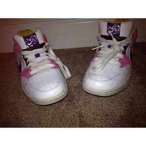 Nike Girls Women Athletic Shoes Walking Running Size 6 Youth Multicolor